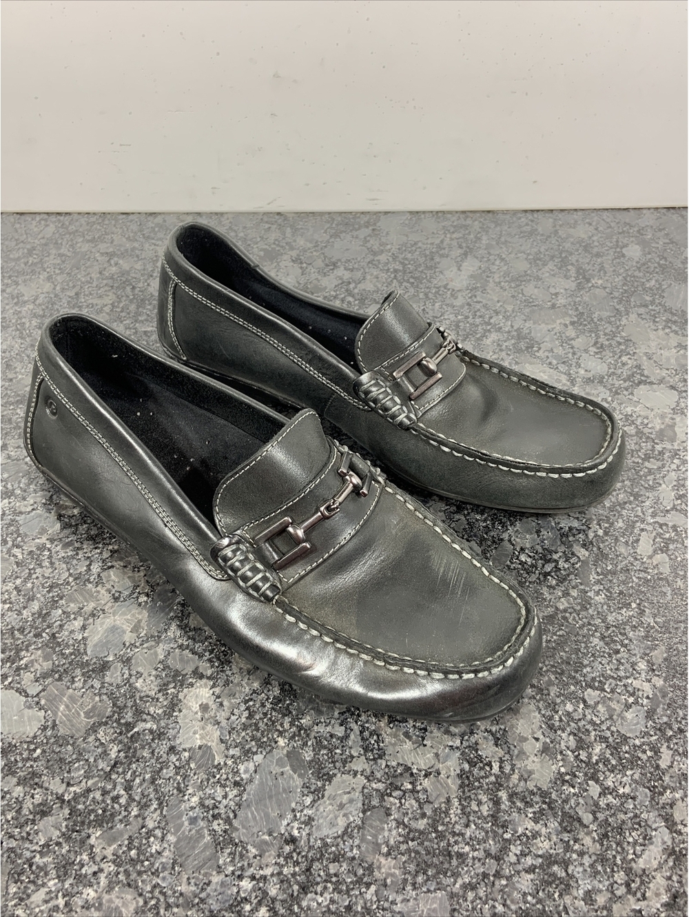 Rockport Mens 10.5 M  Black Leather Gray Stitch Slip On Loafers K55802